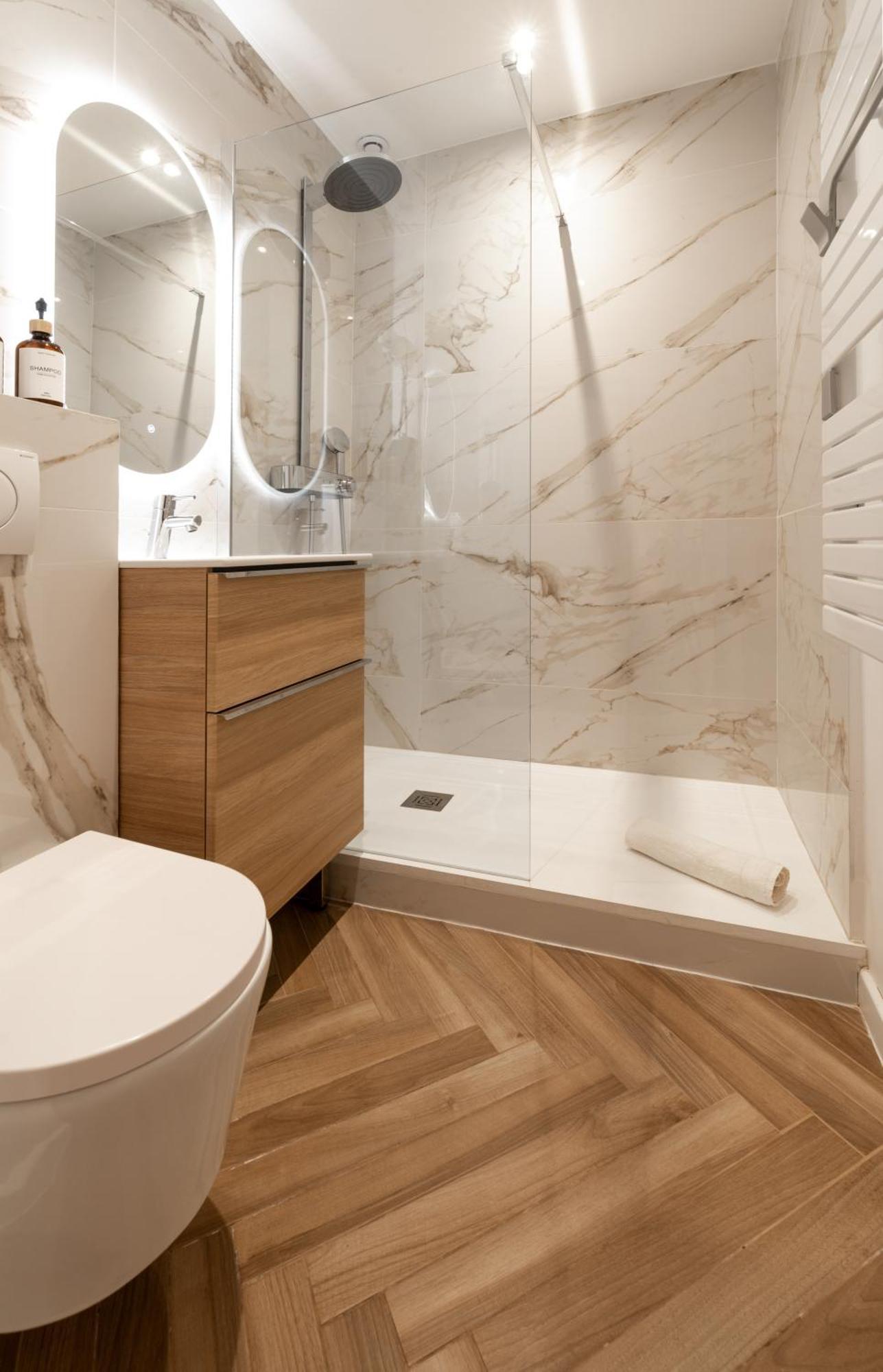 Monaco Border Luxury Suite - Sea View - Pool Бюсолей Екстериор снимка